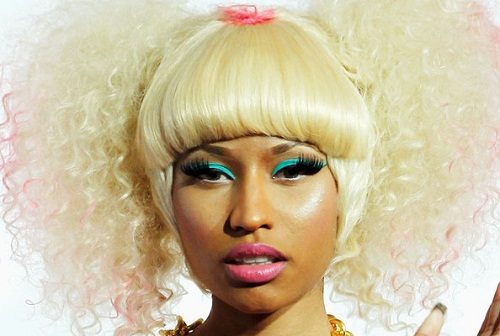 nicki minaj กับสีผมสุดเจ็บ