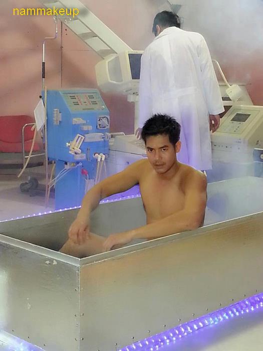 เวียร์ หล่อ ล่ำ กระชากใจ