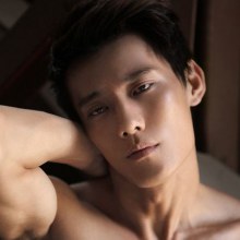 หนุ่มจีน  Zhu Wenchao 