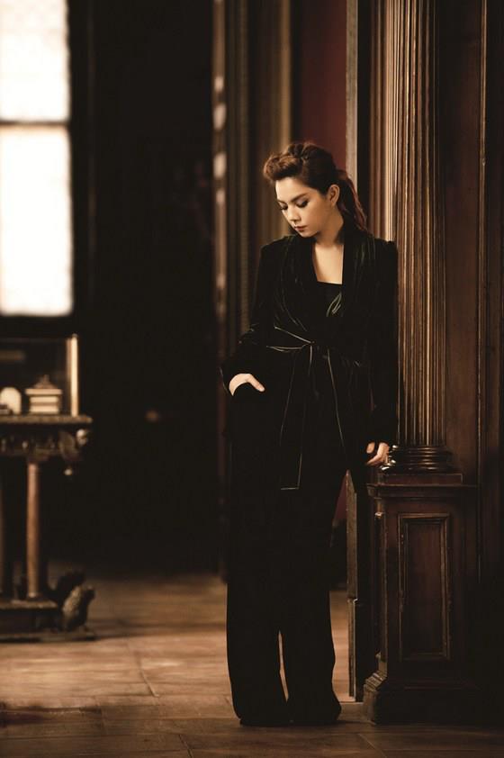 S.H.E @ ELLE Taiwan November 2012