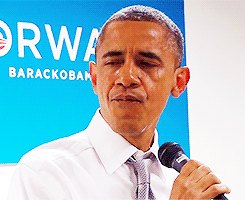 Barack Obama ร้องไห้