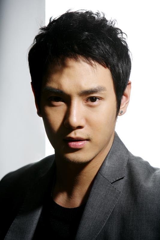 เทรนด์ทรงผมผู้ชาย 2012 อัพเดท