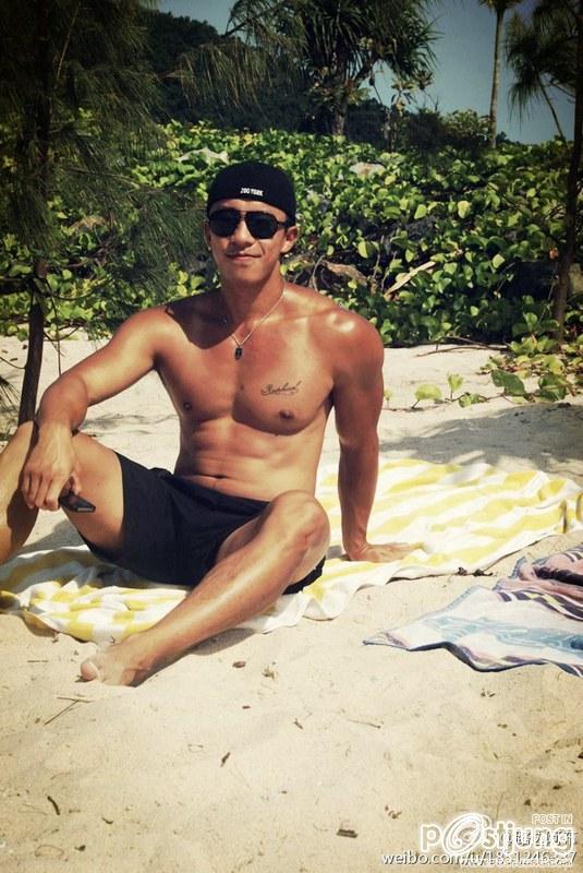 ถอดโชว์เรือนร่าง 61