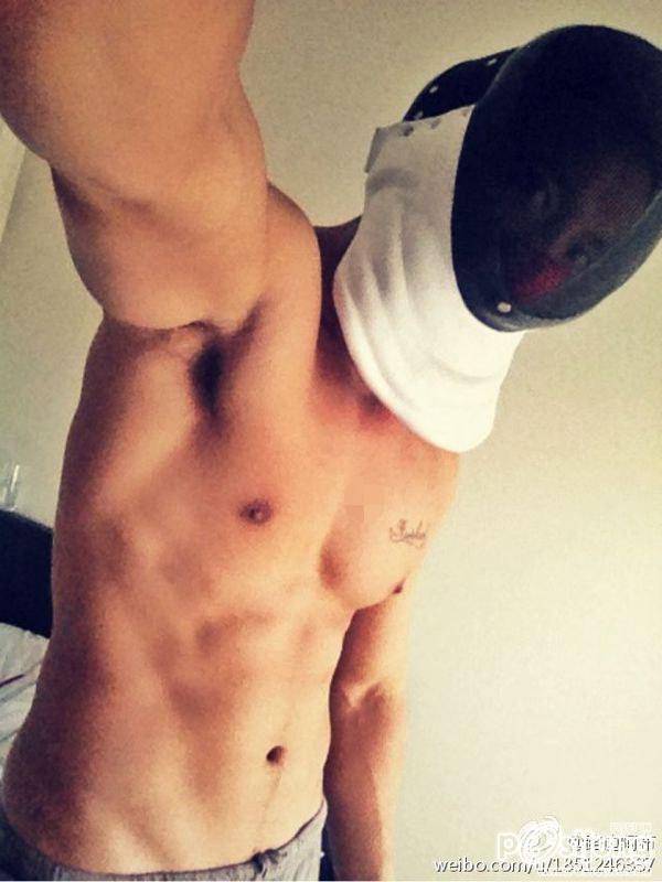 ถอดโชว์เรือนร่าง 61