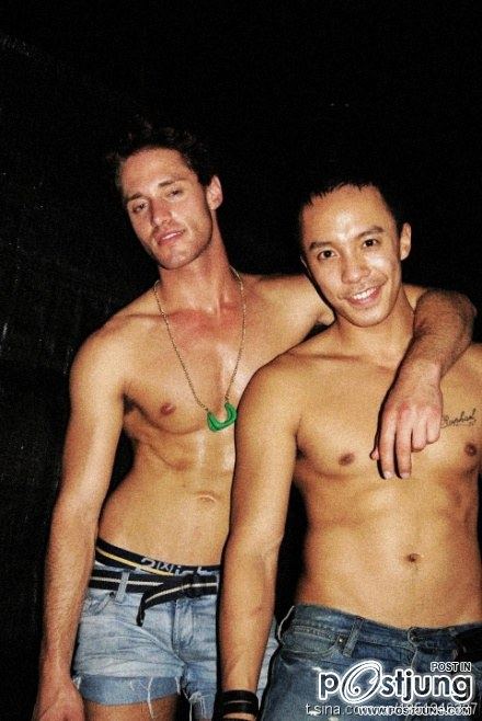 ถอดโชว์เรือนร่าง 61