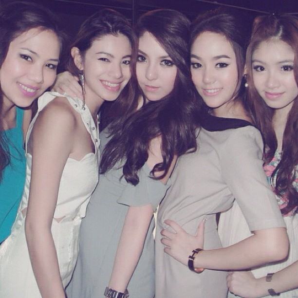 รู้สึกว่า " กัสจัง " จะผอมลงแล้วสวยขึ้นนะ