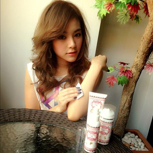 รู้สึกว่า " กัสจัง " จะผอมลงแล้วสวยขึ้นนะ