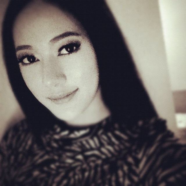 'ทับทิม' ถูกใจ 'สเตฟาน' ให้ของ HBD