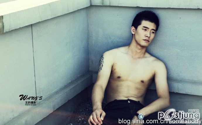 ถอดโชว์เรือนร่าง 80