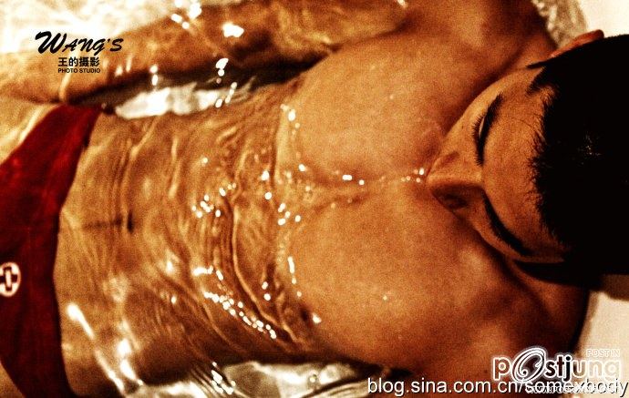 ถอดโชว์เรือนร่าง 80