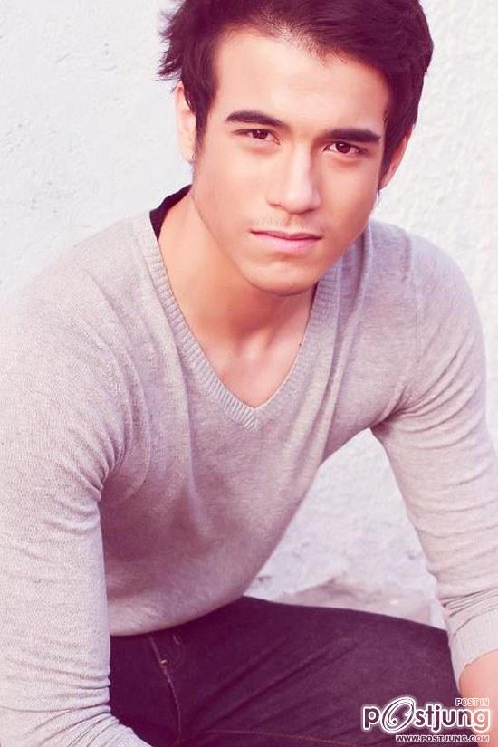 ถอดโชว์เรือนร่าง 81