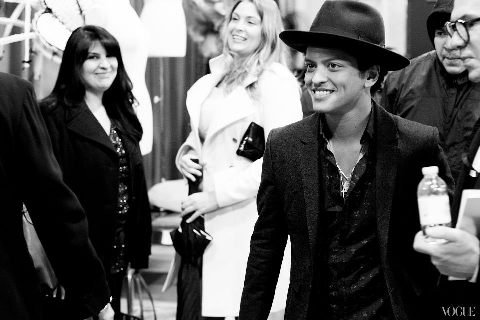 [Backstage]  Victoria's Secret Fashion Show 2012