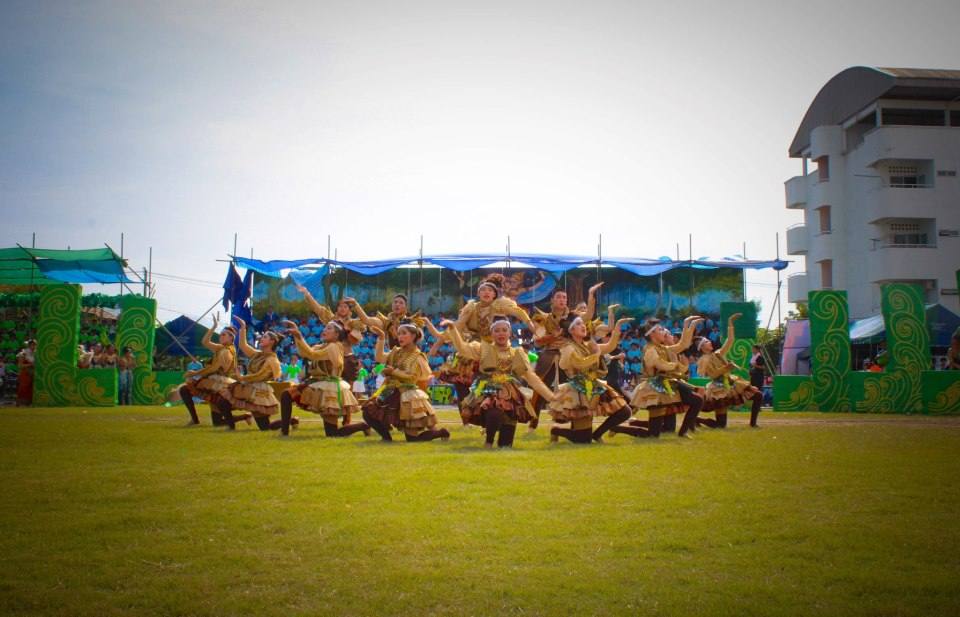 กีฬาสี โรงเรียนประภามนตรี2 คณะอินทนิล สีเขียว ปี55