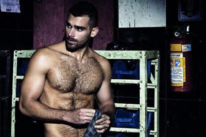 Maklon Barcaro for Revista Junior