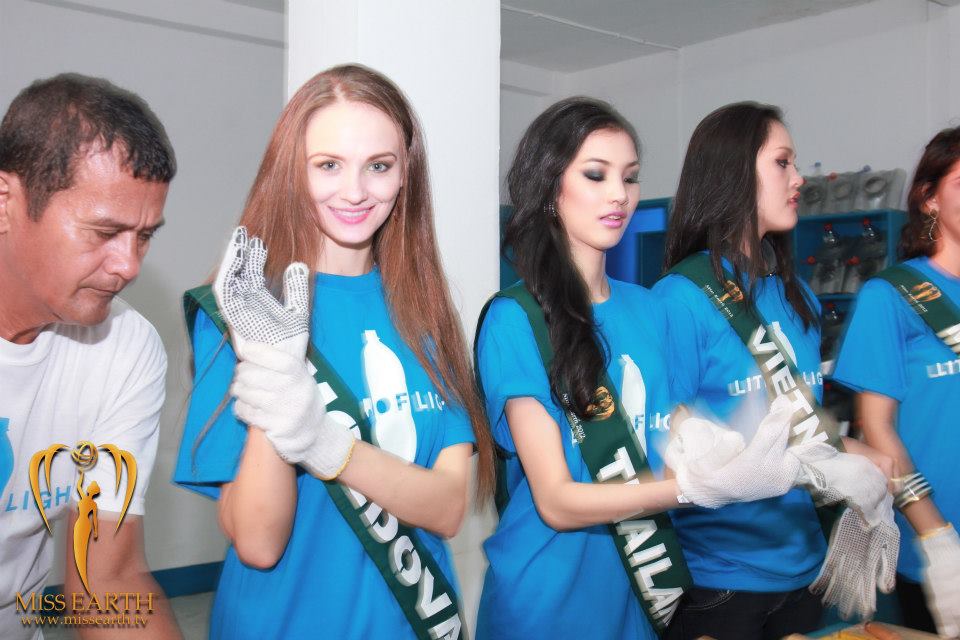 ตะลึงน้องมายด์ MISS EARTH THAILAND 2012 คว้าตำแหน่ง 2 ตำแหน่งพิเศษ