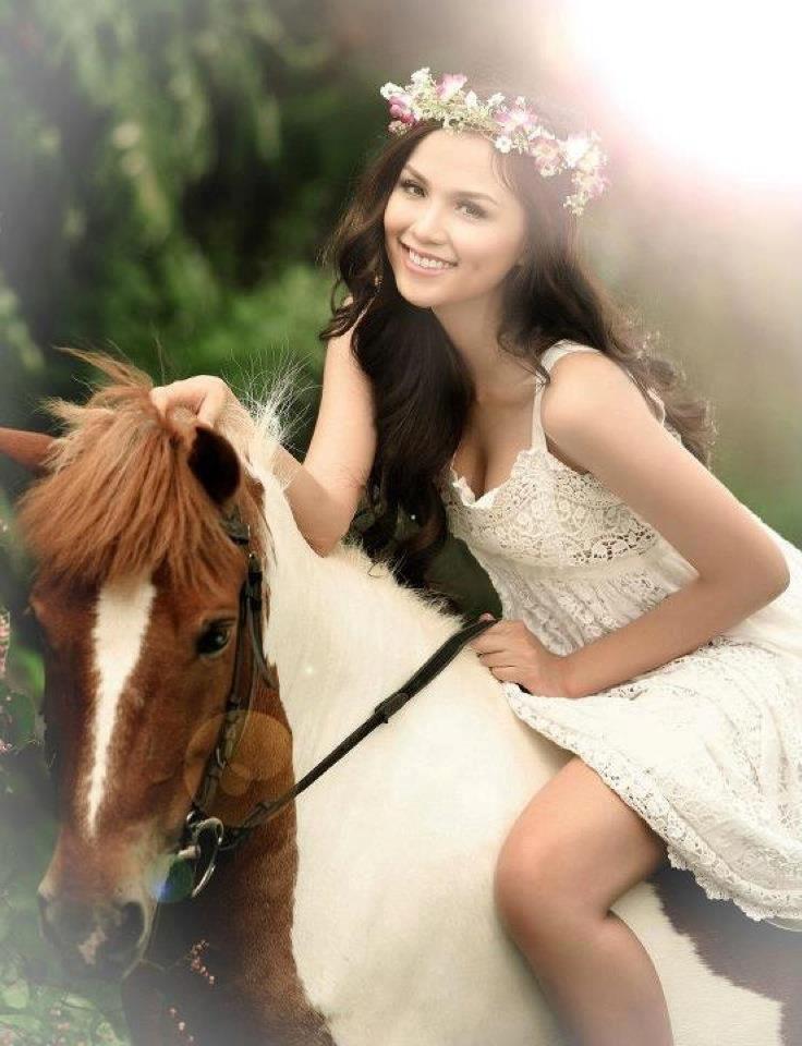 Miss Universe Vietnam 2012