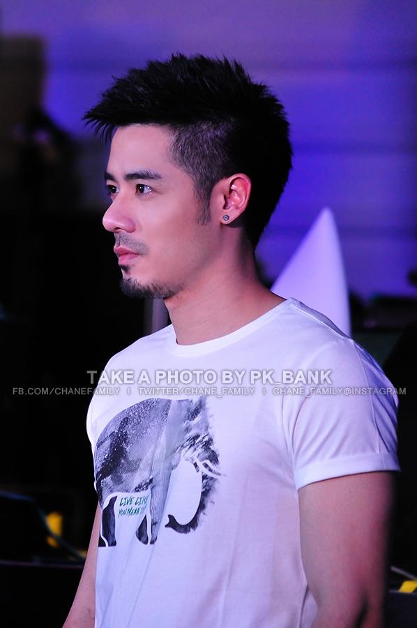 ดาวร้าย คืนนี้ลงจอ