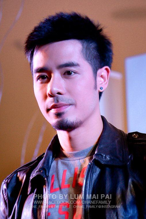 ดาวร้าย คืนนี้ลงจอ