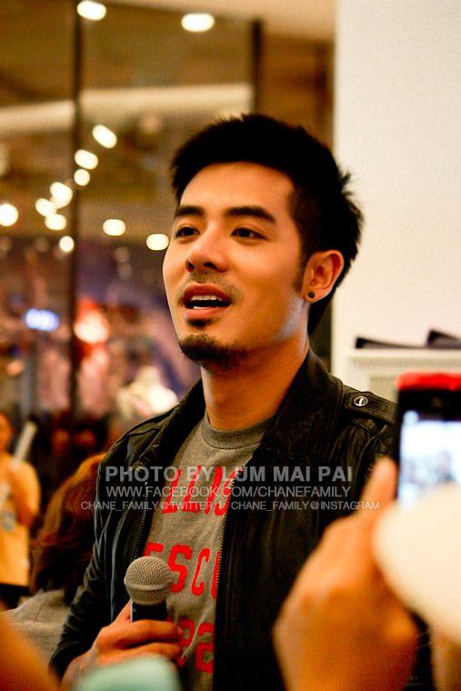 ดาวร้าย คืนนี้ลงจอ