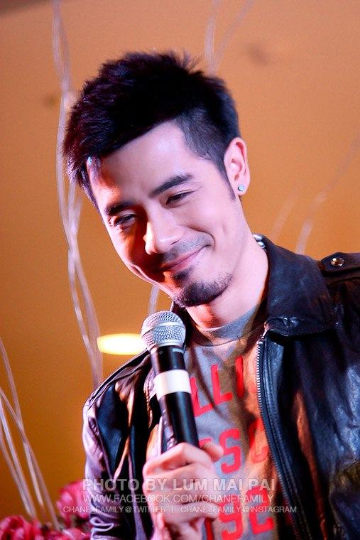 ดาวร้าย คืนนี้ลงจอ