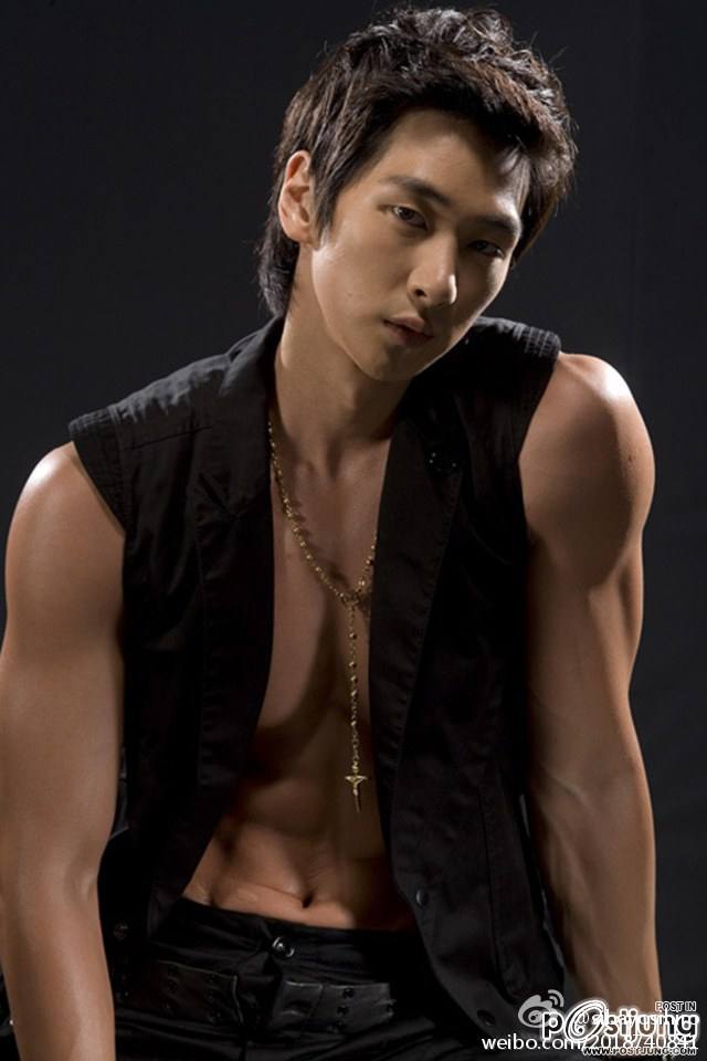 หนุ่มเกาหลี "Shim Ji Ho"