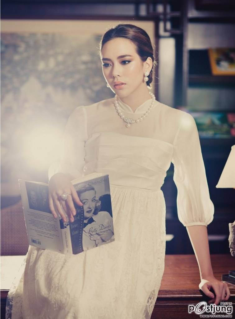 นุช-นีรนาท วิคตอเรีย โคทส์ @ Around Magazine issue 32 November 2012