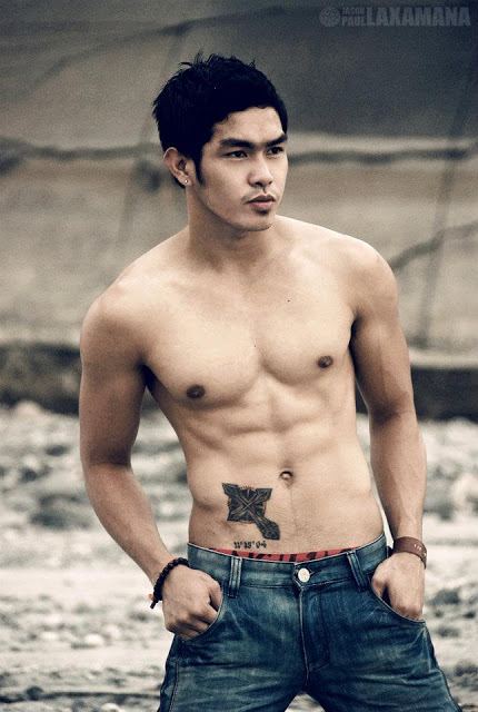 หนุ่มตี๋ หล่อ น่ารัก