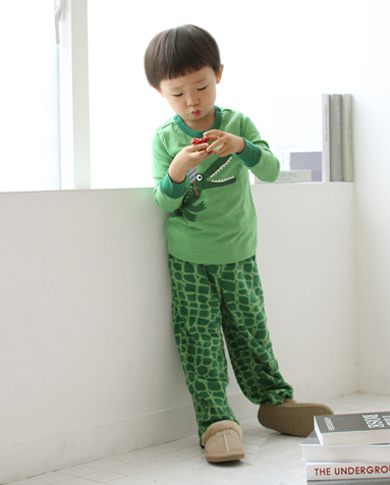 แฟชั่น เสื้อผ้าหน้าหนาว น่ารักๆ ของ เด็กผู้ชาย