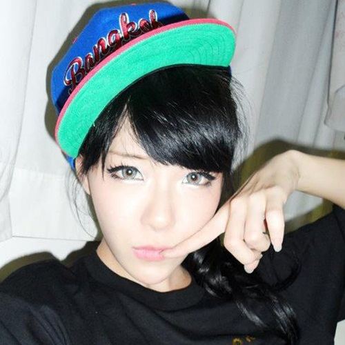 "ทับทิม VRZO" สาวสุดฮอตในโลกออนไลน์