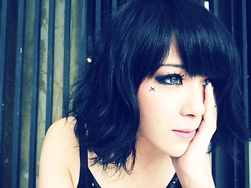 "ทับทิม VRZO" สาวสุดฮอตในโลกออนไลน์