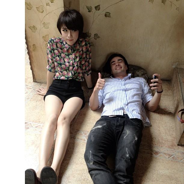 แอปเปิ้ล สีสะเหงี่ยน ไฮโซสาวลาว น่ารักซะ