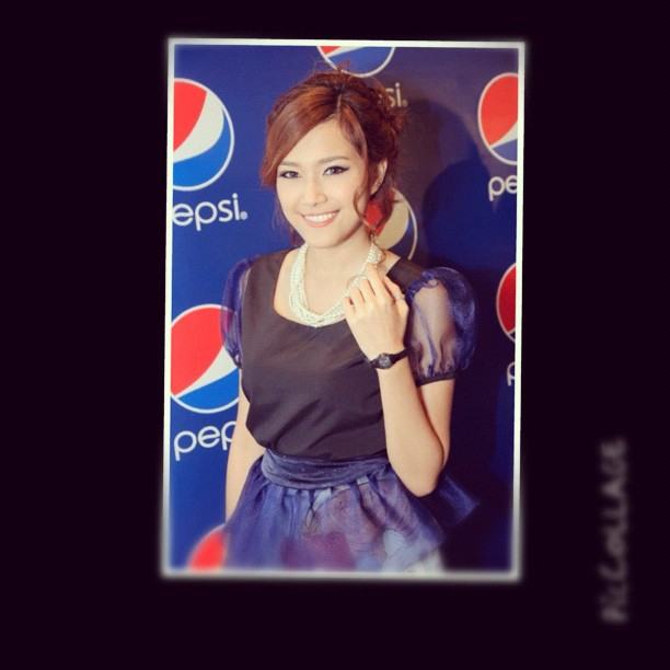 แนท ณัฐชา นวลแจ่ม