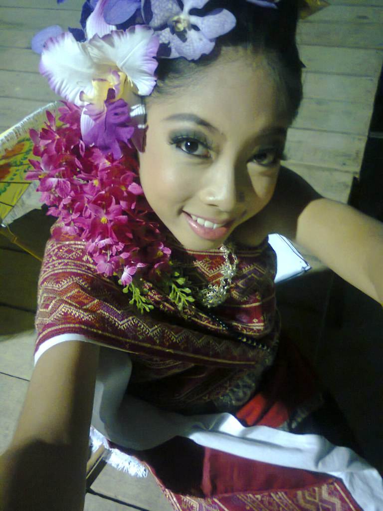 สาวน้อย บ่อสร้าง อ.สันกำแพงเจ้า