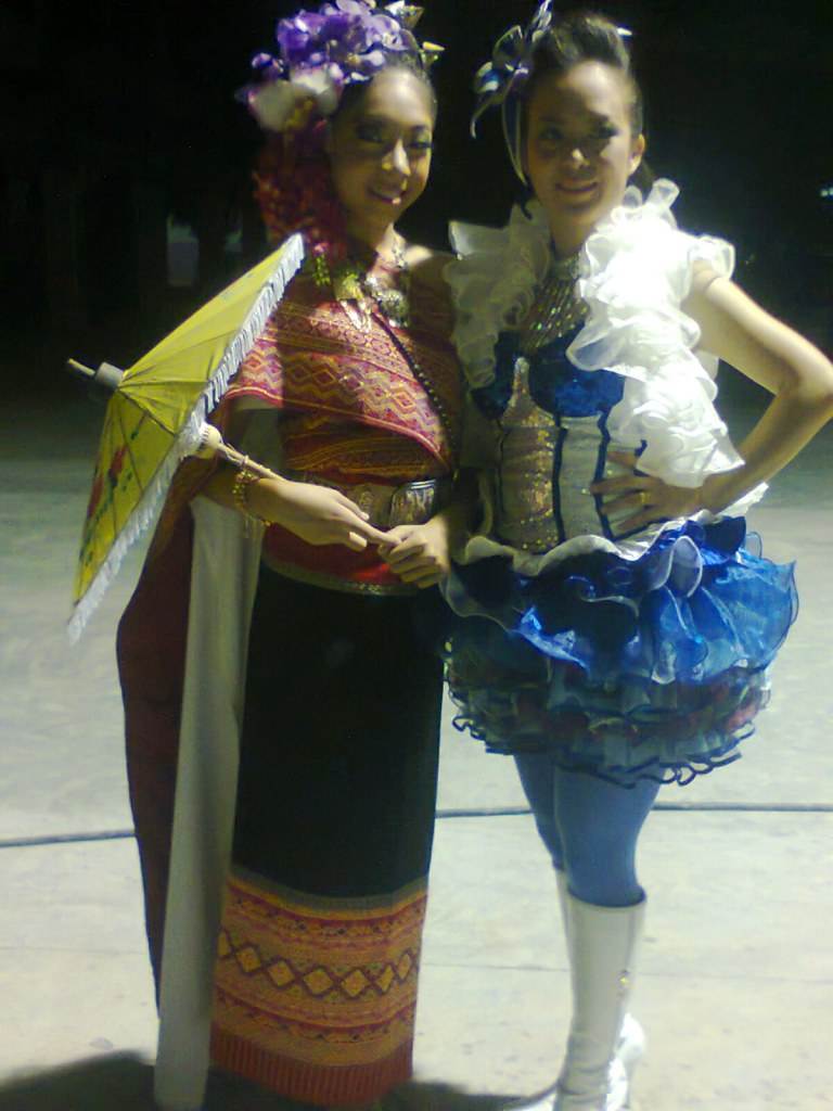 สาวน้อย บ่อสร้าง อ.สันกำแพงเจ้า