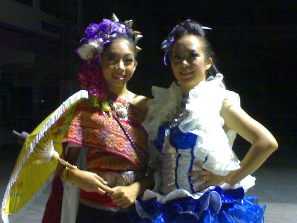 สาวน้อย บ่อสร้าง อ.สันกำแพงเจ้า