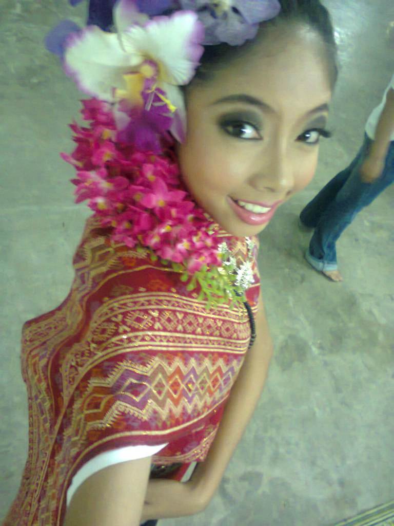 สาวน้อย บ่อสร้าง อ.สันกำแพงเจ้า