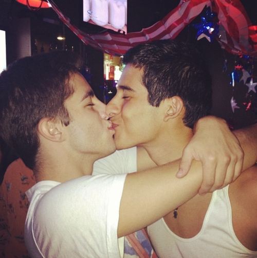Boy kisses and love #3