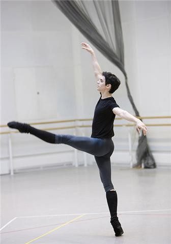 เมื่อผู้ชายเต้นบัลเล่ต์