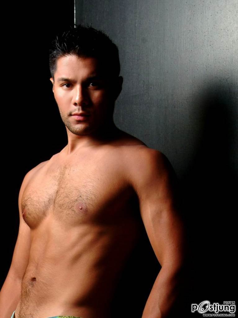 หล่อแน่นๆ