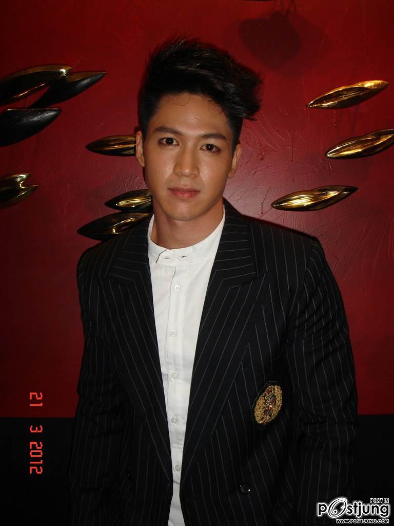 นายแบบไทยแบบเจ้าเนื้อล่ำๆ