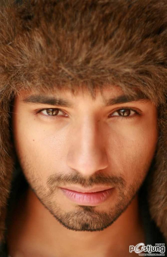 เทพบุตรสุดหล่อ