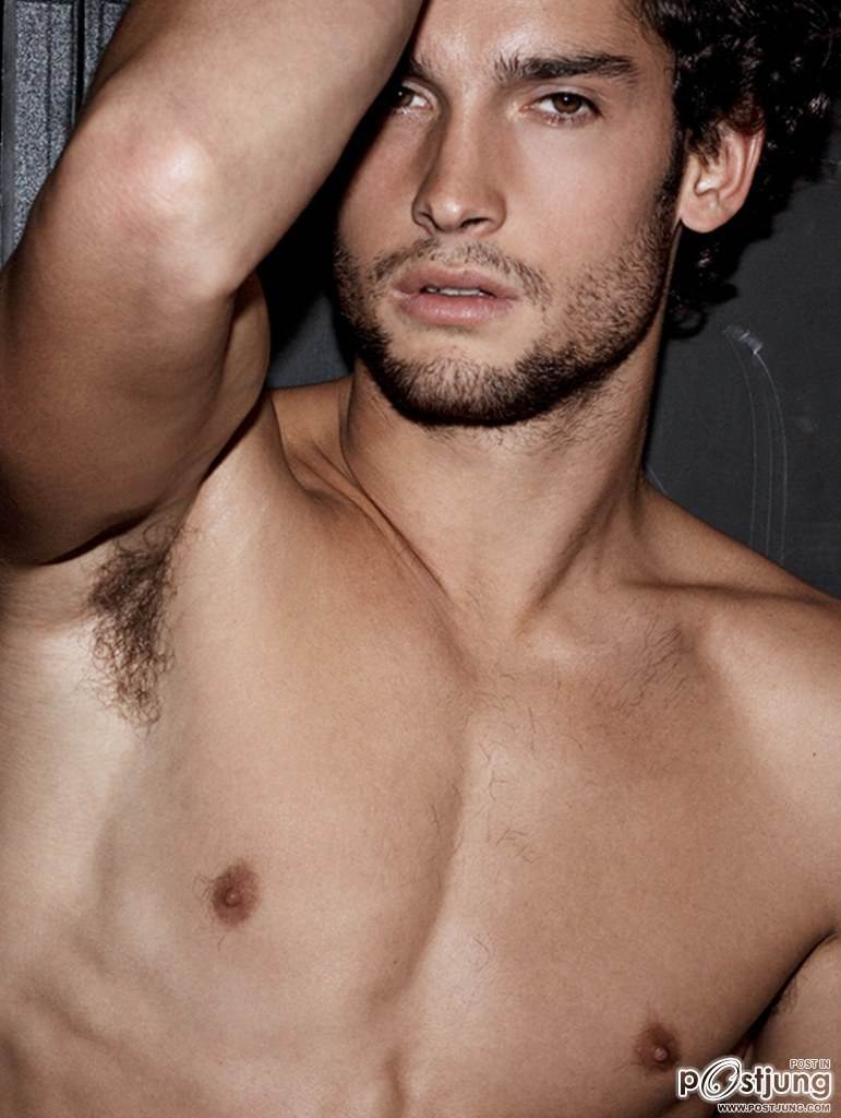 เทพบุตรสุดหล่อ