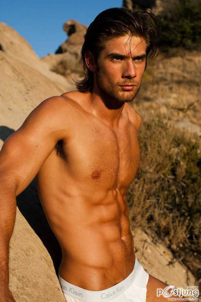 เทพบุตรสุดหล่อ