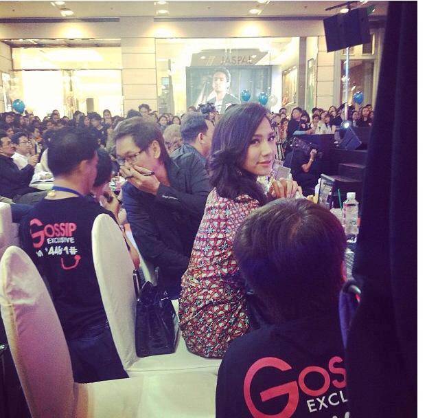 "อั้ม พัชราภา"@gossip girl 2012 !!,