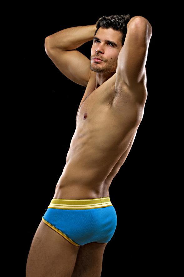 Photoshoot men album 503 : Briefs Underwear campaign