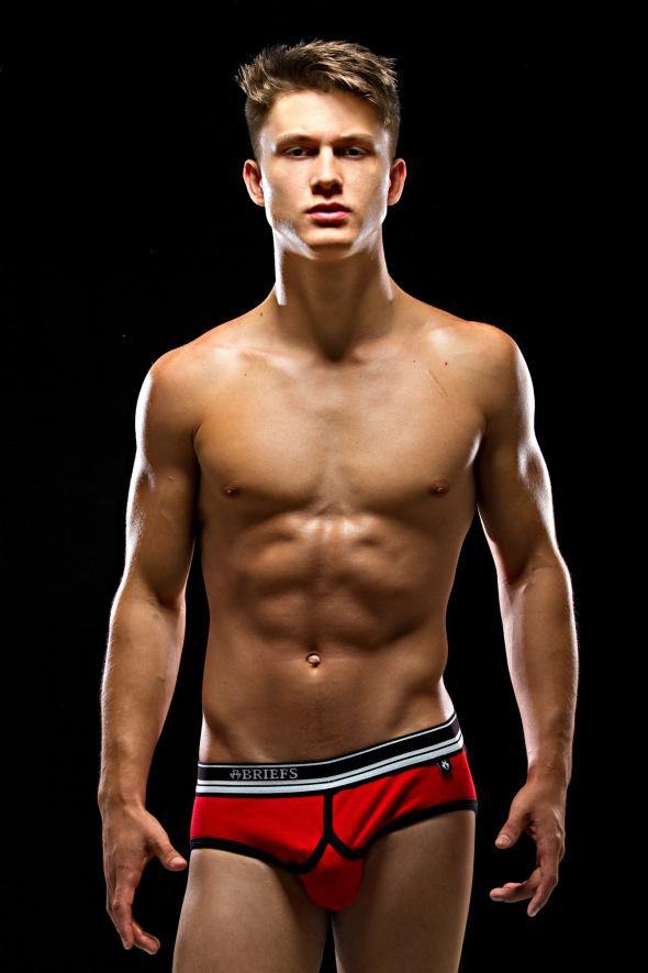 Photoshoot men album 503 : Briefs Underwear campaign