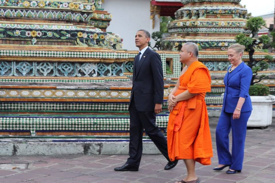 รูปภาพจากการเยือนไทยของประธานาธิบดีสหรัฐ บารัค โอบามา และ รัฐมนตรีว่าการกระทรวงการต่างประเทศสหรัฐ ฮิลลารี่ คลินตัน เ