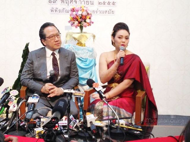 รวมภาพบรรยากาศงานหมั้น'ตั๊ก'-'เจ้าสัวบุญชัย