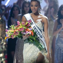 ไลลา โลเปส (Leila Lopes) Miss Universe 2011