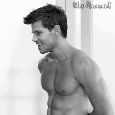 เทย์เลอร์ เลาท์เนอร์ นักรบหมาป่า ทไวไลท์ หุ่นล่ำได้ใจจริงๆ